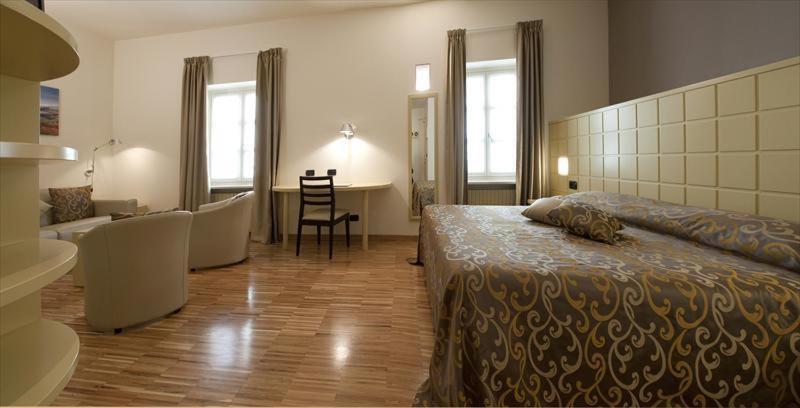 Albergo Badellino Bra Bilik gambar